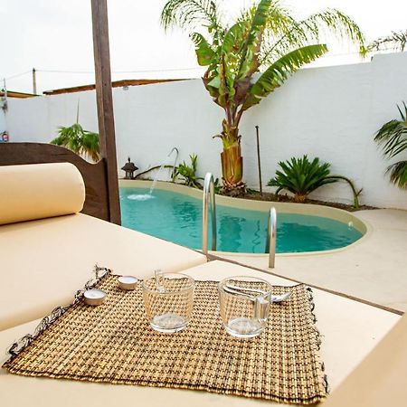 Villa Tokio Con Jacuzzi Y Piscina Privada Chiclana de la Frontera Extérieur photo
